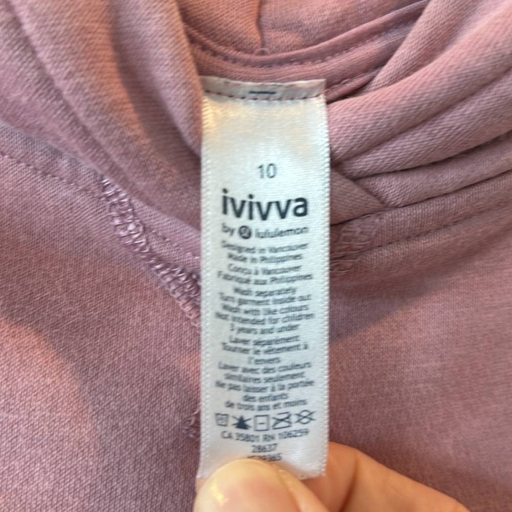 Ivivva sweatshirt - Picture 2 of 4